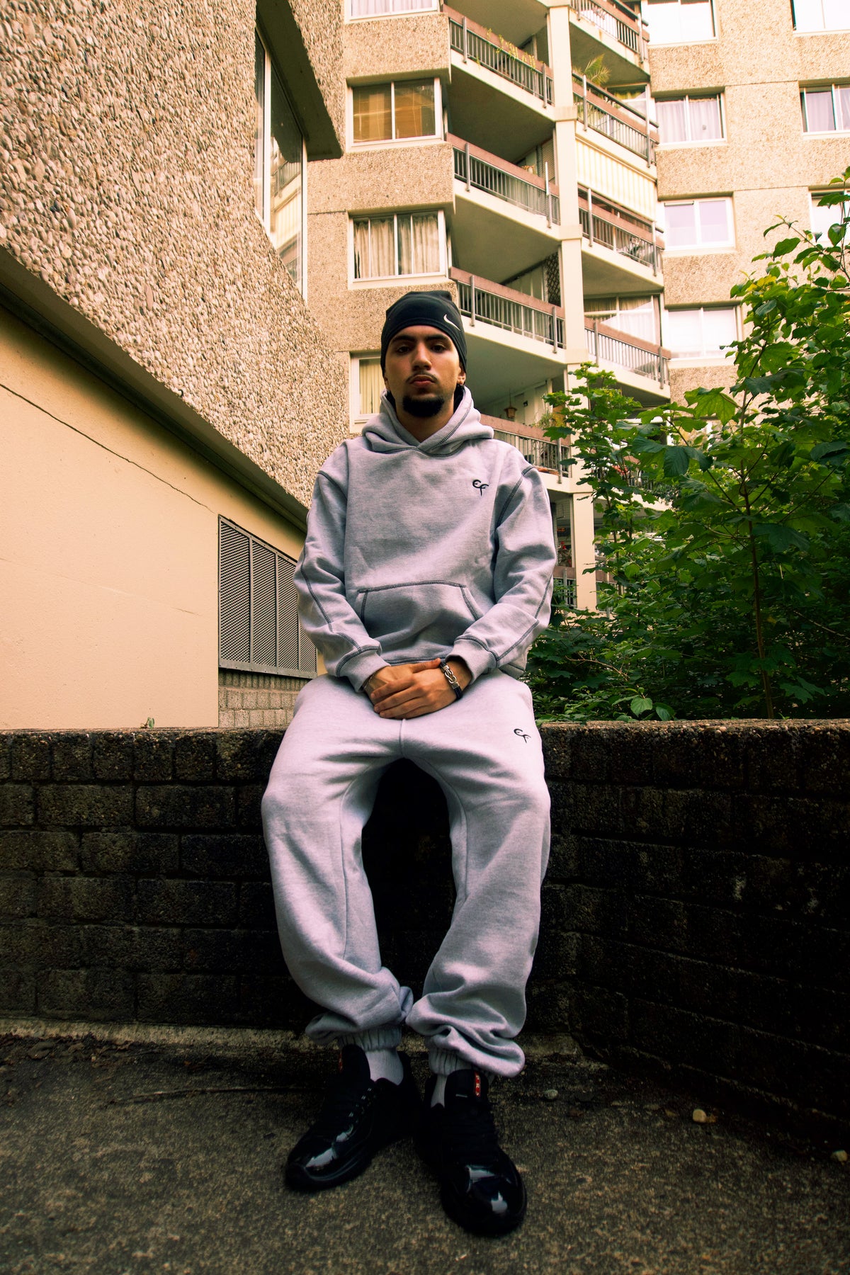 EF STITCHING HOODIE